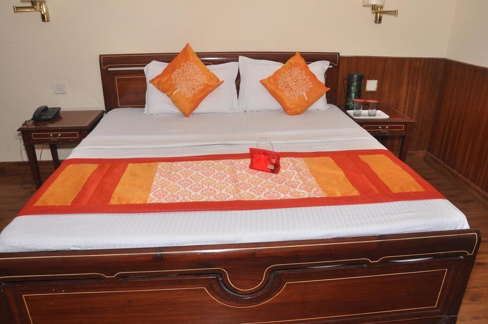 Hotel Aachman Regency Shimla Eksteriør bilde