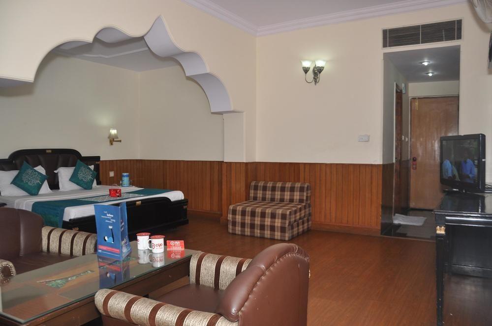 Hotel Aachman Regency Shimla Eksteriør bilde